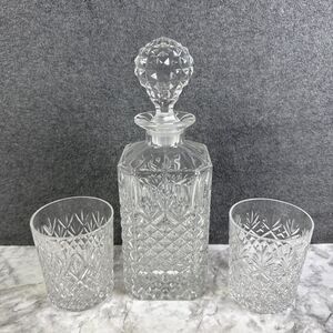 Vintage Lead Crystal Whiskey Decanter w/Stopper 10.5” 2 Glasses 3.75” READ
